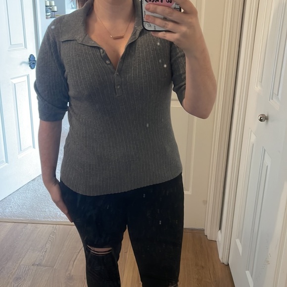 Soft 3/4 Sleeve Grey Collared Shirt - Picture 3 of 4